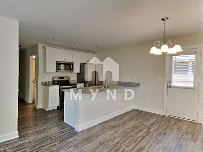 Building Photo - 3 br, 2 bath House - 1320 5th St