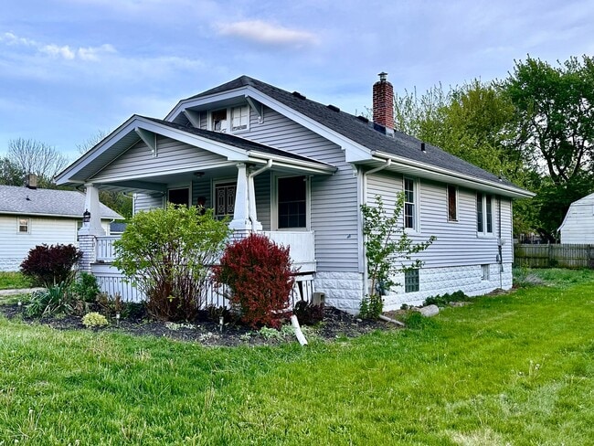 Building Photo - 1237 E Johns Ave