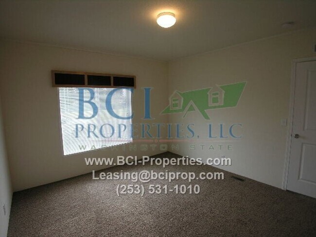 Foto del edificio - Welcome Home to Evergreen Place Condominiu...