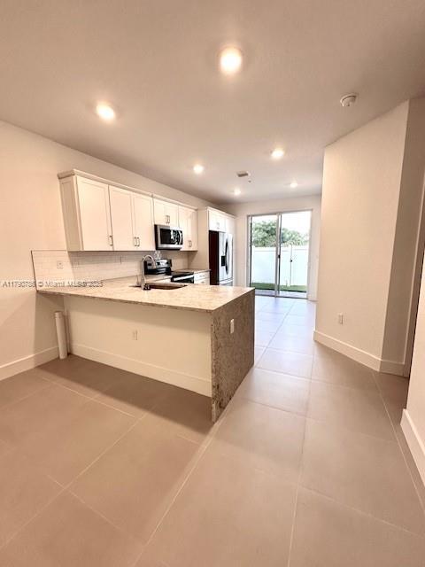 Building Photo - 259 SW 169th Ln