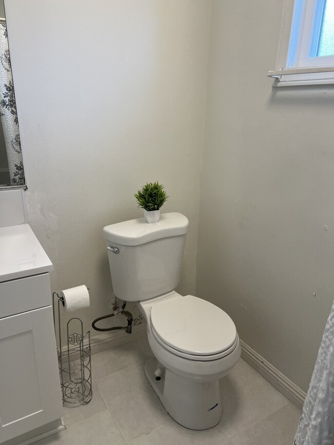 Foto del edificio - 554 S Willow Ave