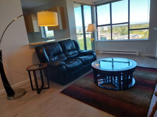 Living Room - 8180 Granville Av