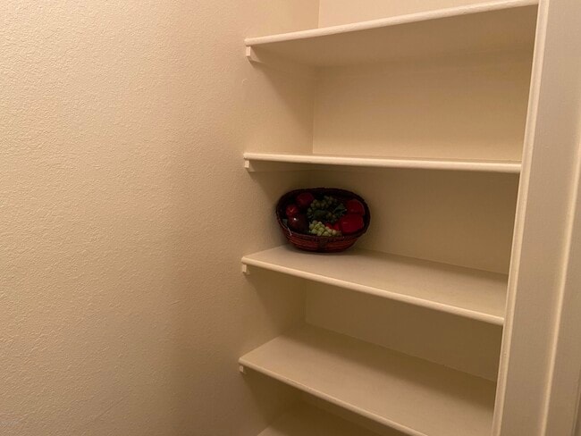 Foto del edificio - 5751 N Kolb Rd