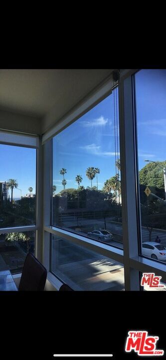 Building Photo - 1705-1725 Ocean Ave