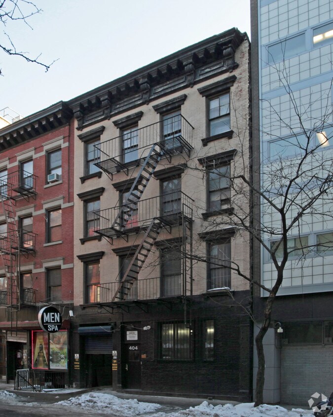 Primary Photo - 404 W 50th St