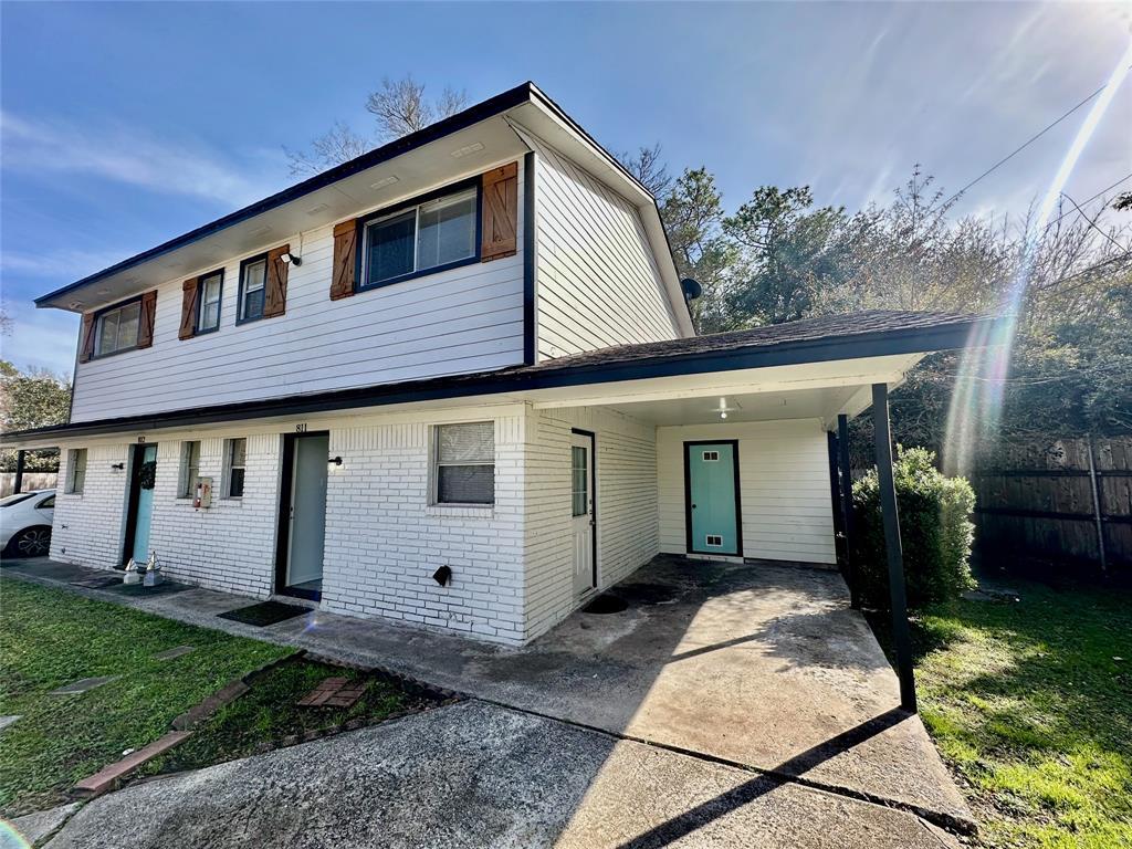 Foto principal - 811 Danna St