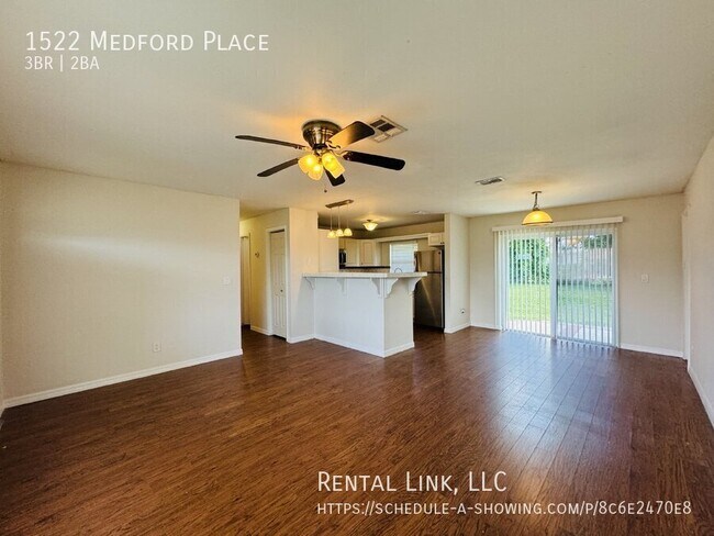 Foto del edificio - 1522 Medford Pl