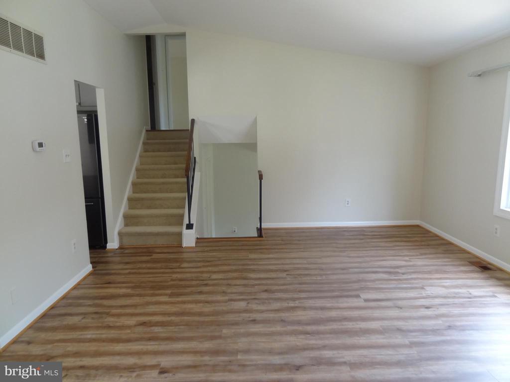 Primary Photo - 1627 Severn Run Ct