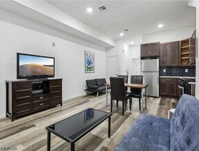 Building Photo - 430 Ocean Ave