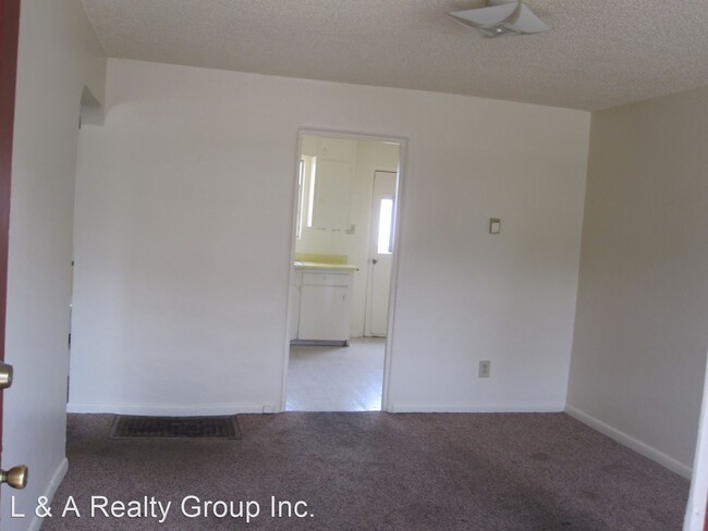 Building Photo - 2 br, 1 bath Apartment - 105 S Bayard