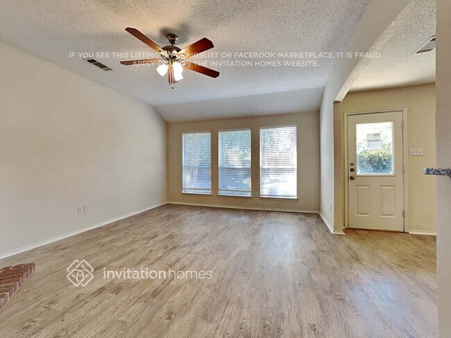 Building Photo - 4904 Spur Ridge Ct