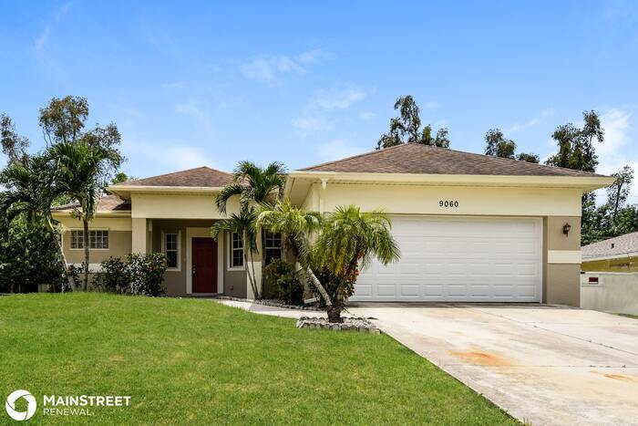 Primary Photo - 9060 PINEAPPLE RD, FORT MYERS, FL 33967