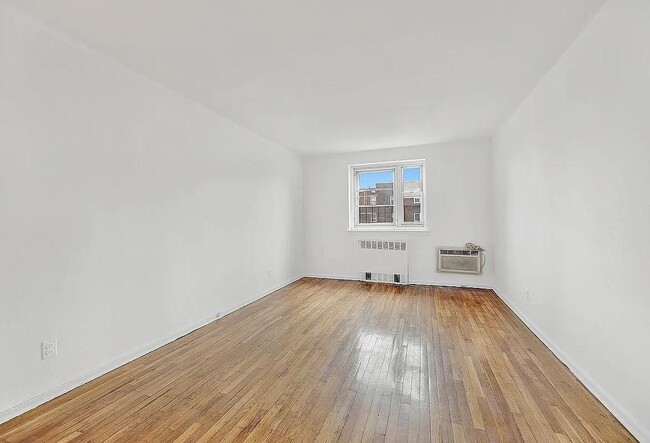 Photo - 88-08 151st Ave Apartment