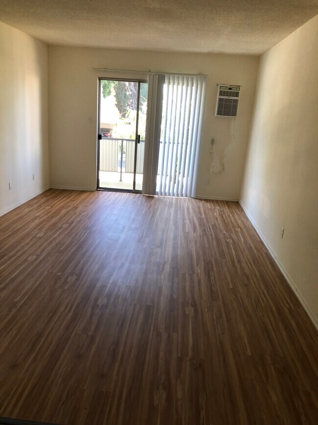 Brand new hardwood floor - 11360 Iowa Ave