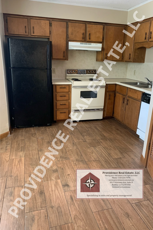 Building Photo - 940 Sybil Dr