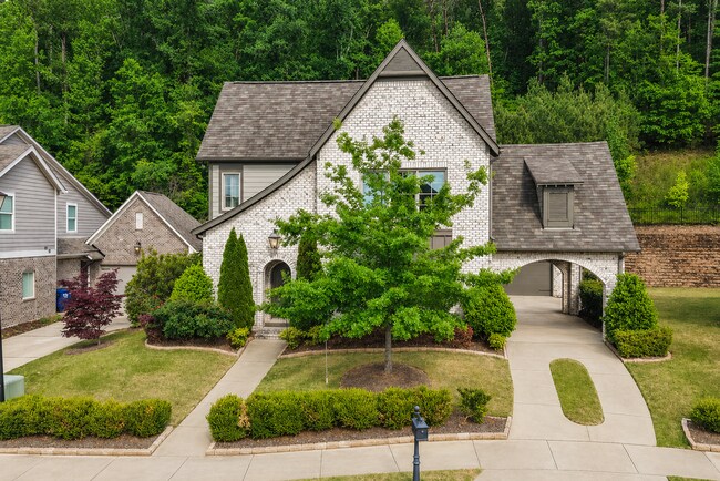 Foto del edificio - 4790 McGill Ct