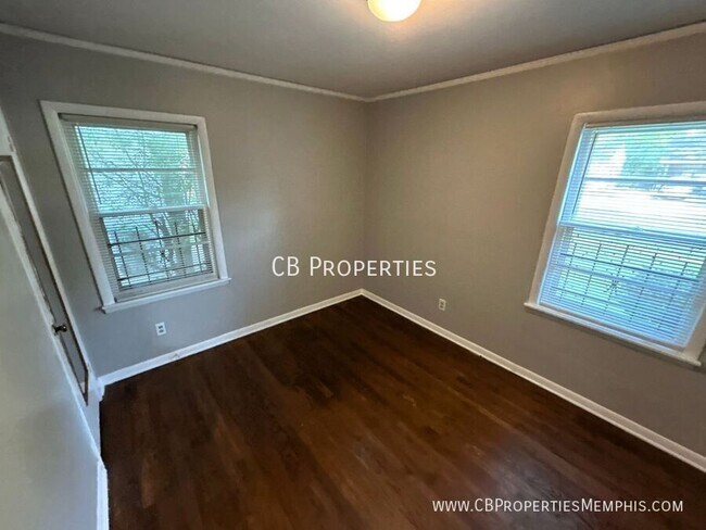 Foto del edificio - 1755 Cornelia Ln