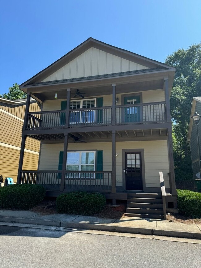 Building Photo - Awesome Property @ The Verandas on Ruth St.!