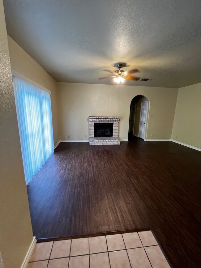 Foto del edificio - 2601 Alcott Ln