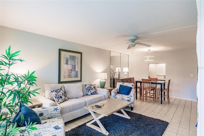 Building Photo - 1250 N Portofino Dr