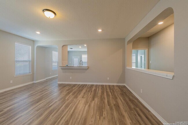 Foto del edificio - 3592 Vuitton-