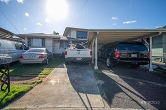 Building Photo - 98-137-137 Kalike Pl