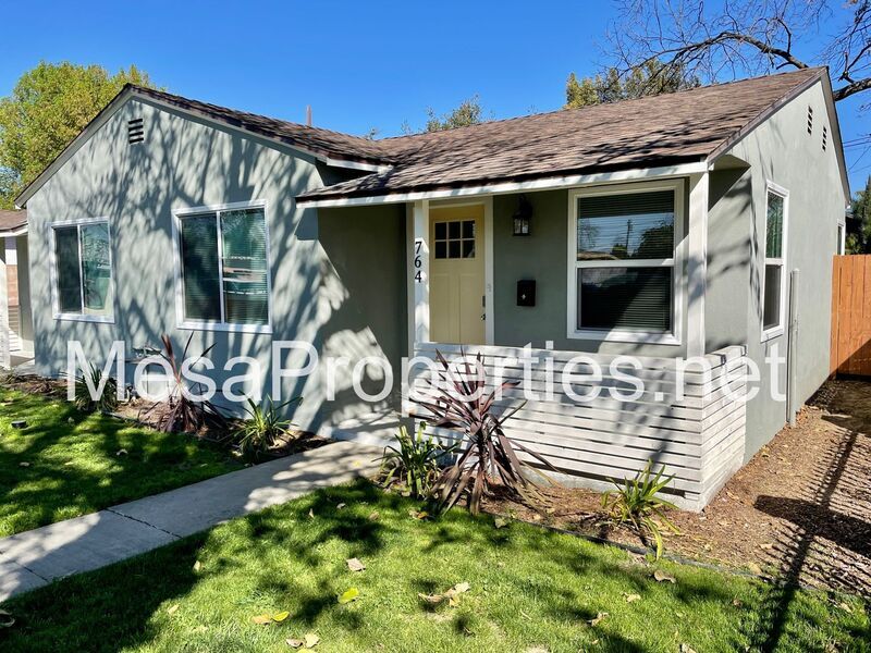 Primary Photo - 764 S Currier St