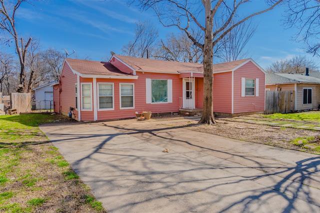 Foto del edificio - 600 NE 11th St