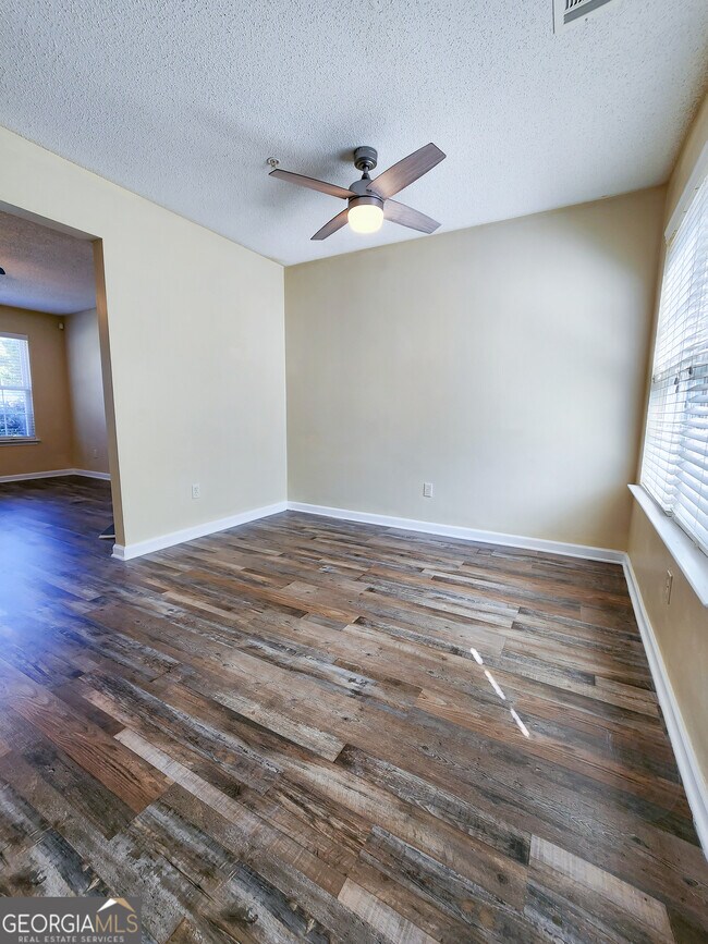 Foto del edificio - 142 Watercress Ct