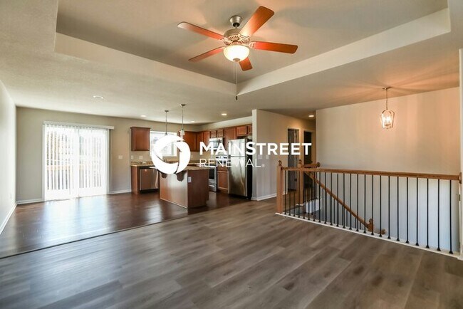 Foto del edificio - 3 Bedroom Pet-Friendly Home in Raymore, MO with Main Street Renewal