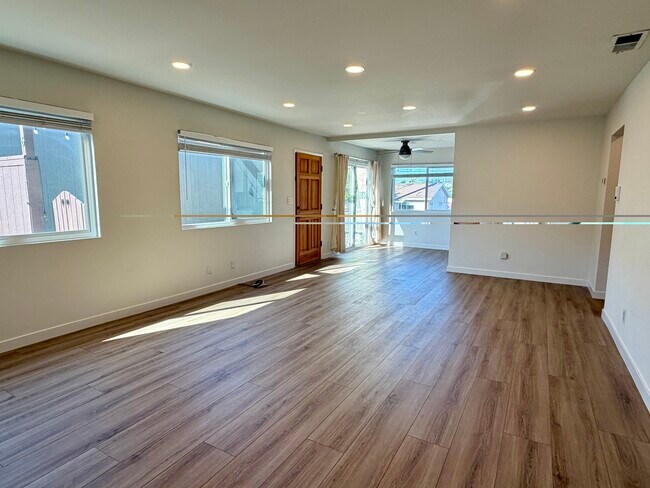 Foto del edificio - 1114 W 163rd St