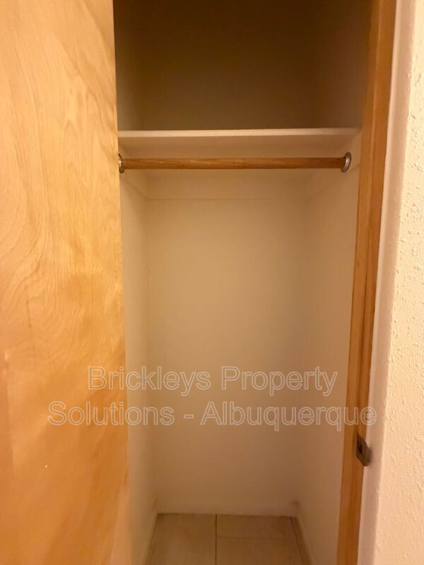 Building Photo - 1612 3rd St SW