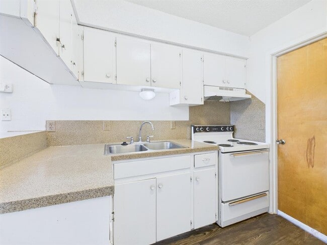 Building Photo - 2808 Whitis Ave