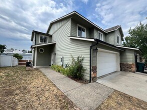 Building Photo - 14941 N Nixon Loop