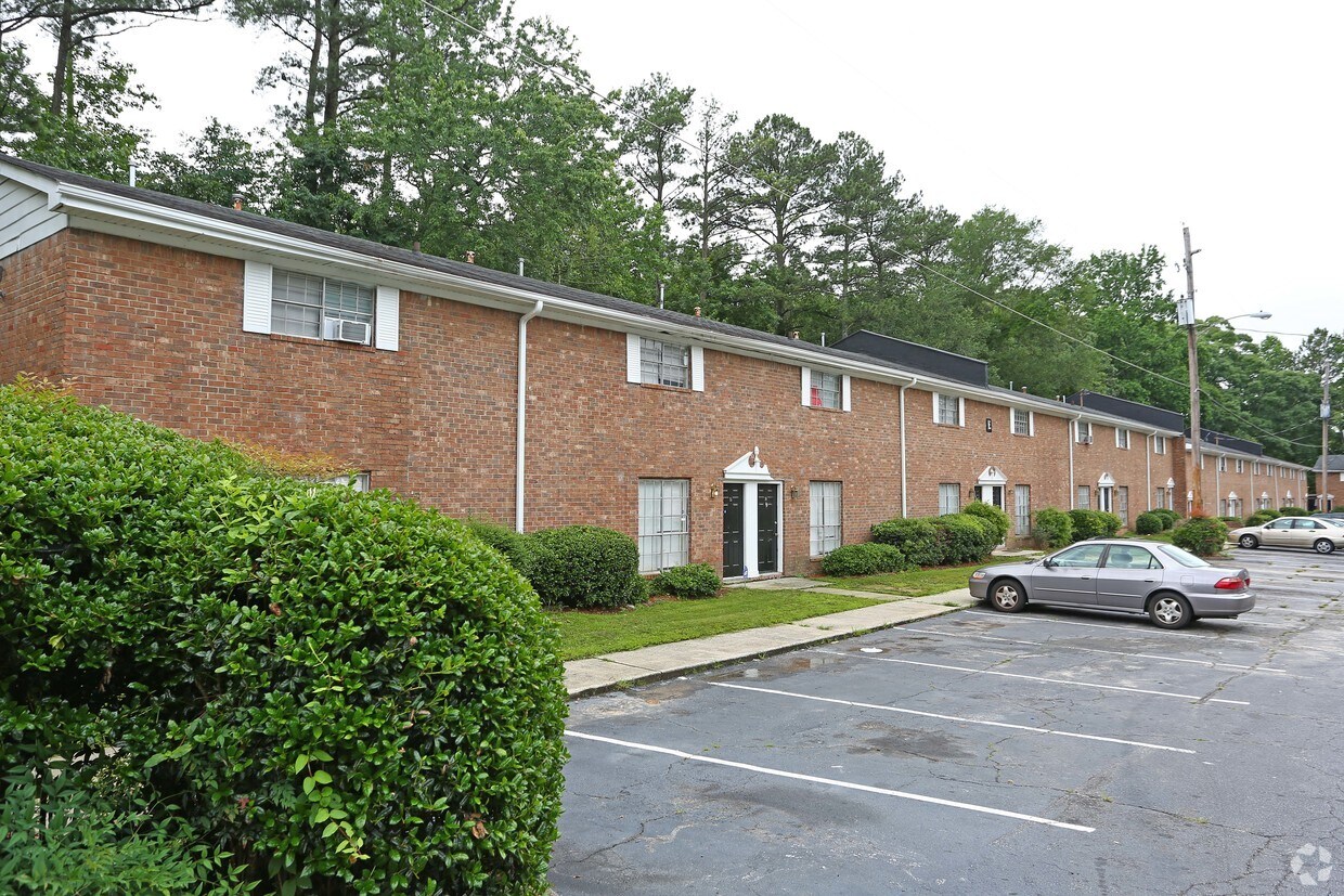 Westcove Apartments College Park, GA