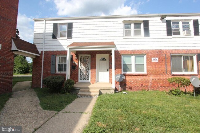 Foto del edificio - COMING SOON - 2 Bedroom Rental in Temple Hills