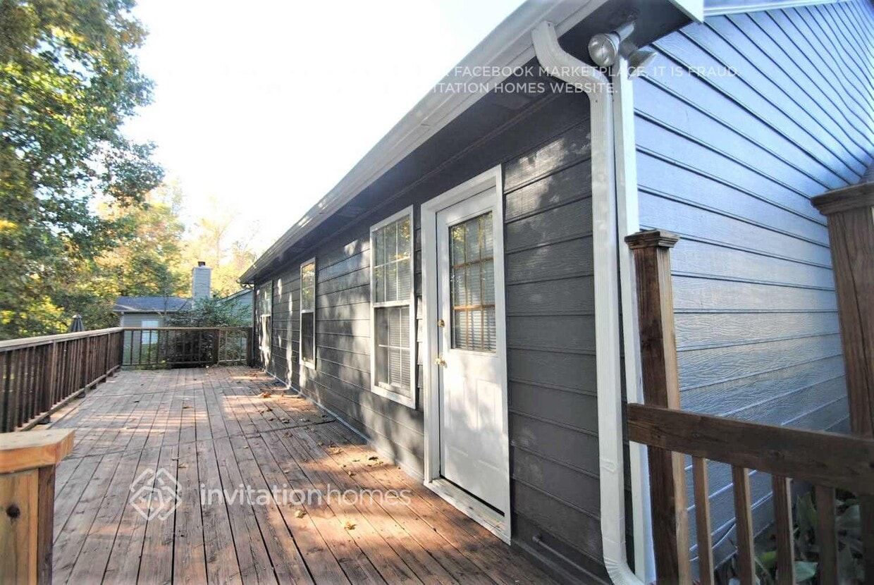 Building Photo - 1210 Opal Cir