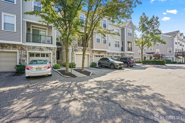 Foto del edificio - 107 Brittany Ct