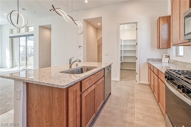 Foto del edificio - 639 Grey Saker St