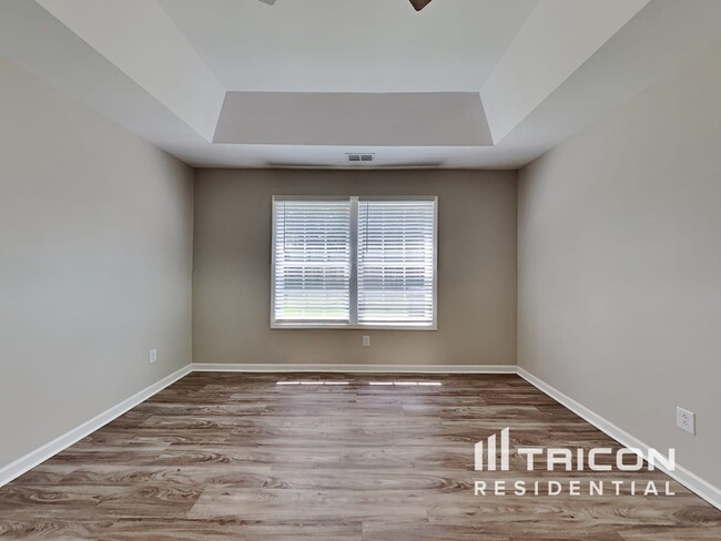 Building Photo - 1204 Green Turf Lane Elgin SC