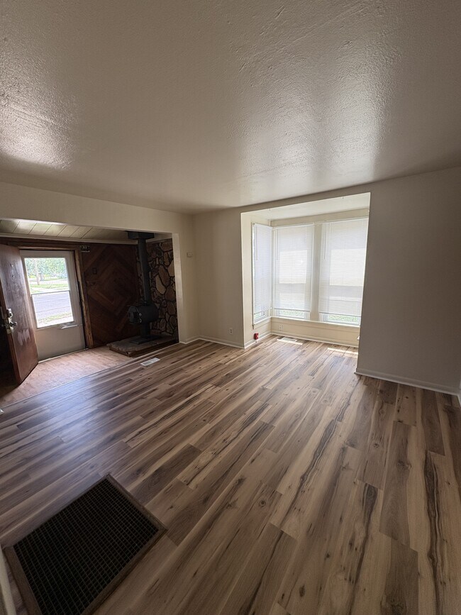 Foto del edificio - 900 E 19th St