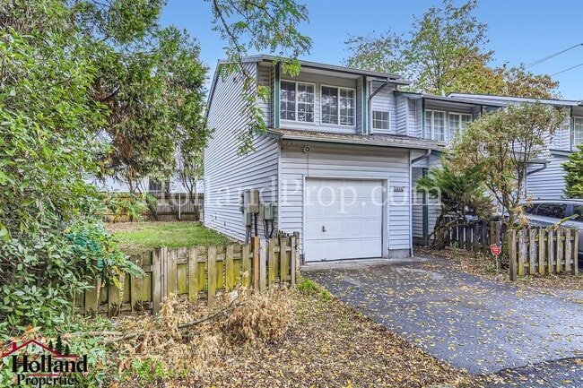 Building Photo - Charming 3-Bedroom Home in Portland* Special $150 credit on your first full month's rent * 1 Appl...