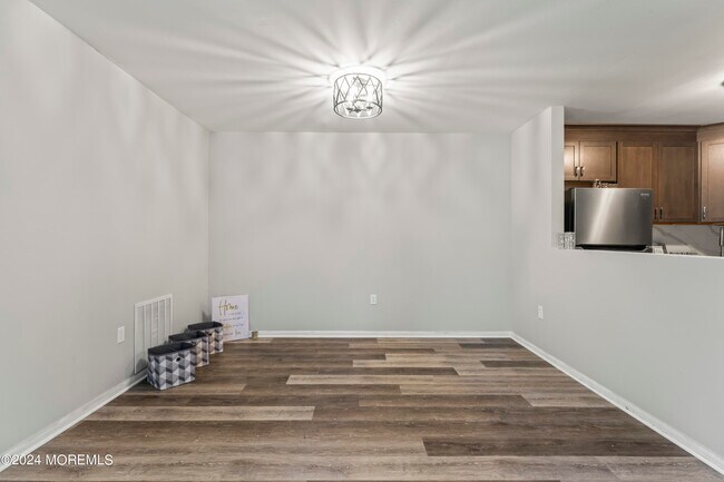 Building Photo - 41 N Indian Valley Ct