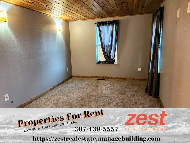 Foto del edificio - 1012 N Kimball St