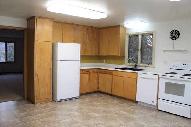 Foto del edificio - 318 McKinley Ave