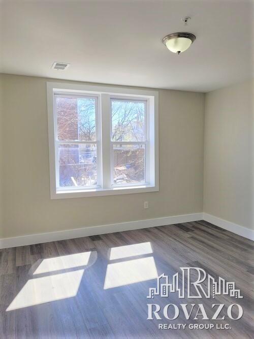 Foto del edificio - 175 Munn Ave