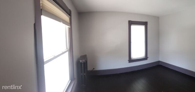 Building Photo - 2 br, 1 bath House - 12 S Chase St, Johnst...