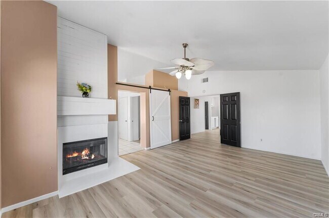 Foto del edificio - 39566 Dunbar St