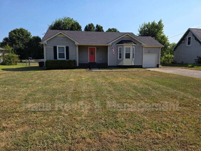 Building Photo - 919 Desota Ln