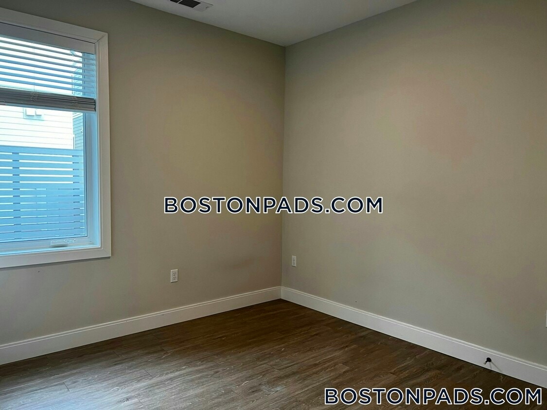 Foto principal - 340 Bremen St